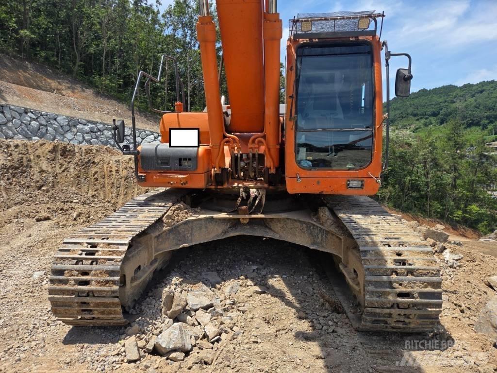 Doosan DX 300 LCA Bagri goseničarji