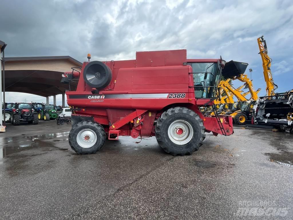 Case IH 2388 Kombajni