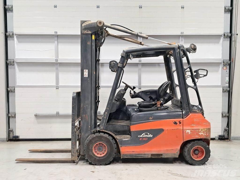 Linde E30-01 Električni viličarji