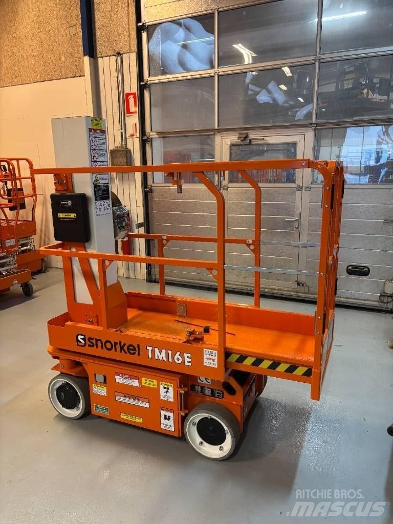 Snorkel TM 16 Vertikalna dvigala