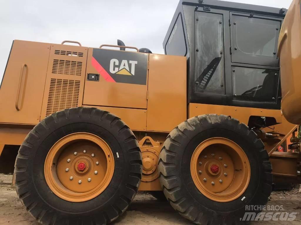 CAT 140k Grederji