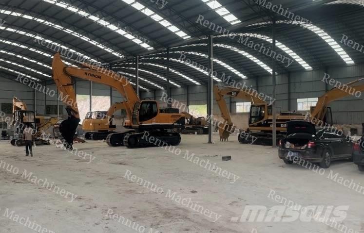 Komatsu 400-8 Bagri goseničarji