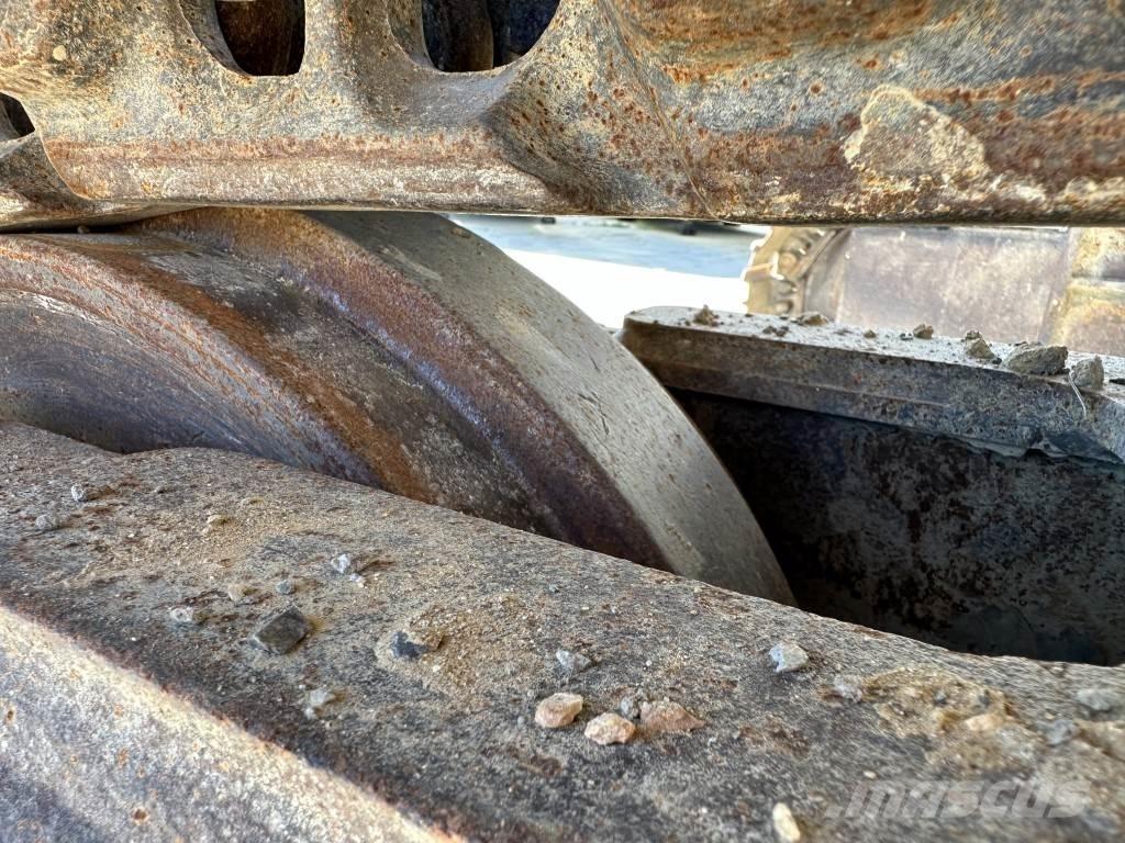 Volvo EC250ENL Bagri goseničarji