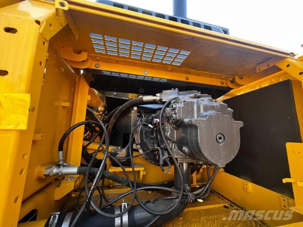 Komatsu PC 450 Bagri goseničarji