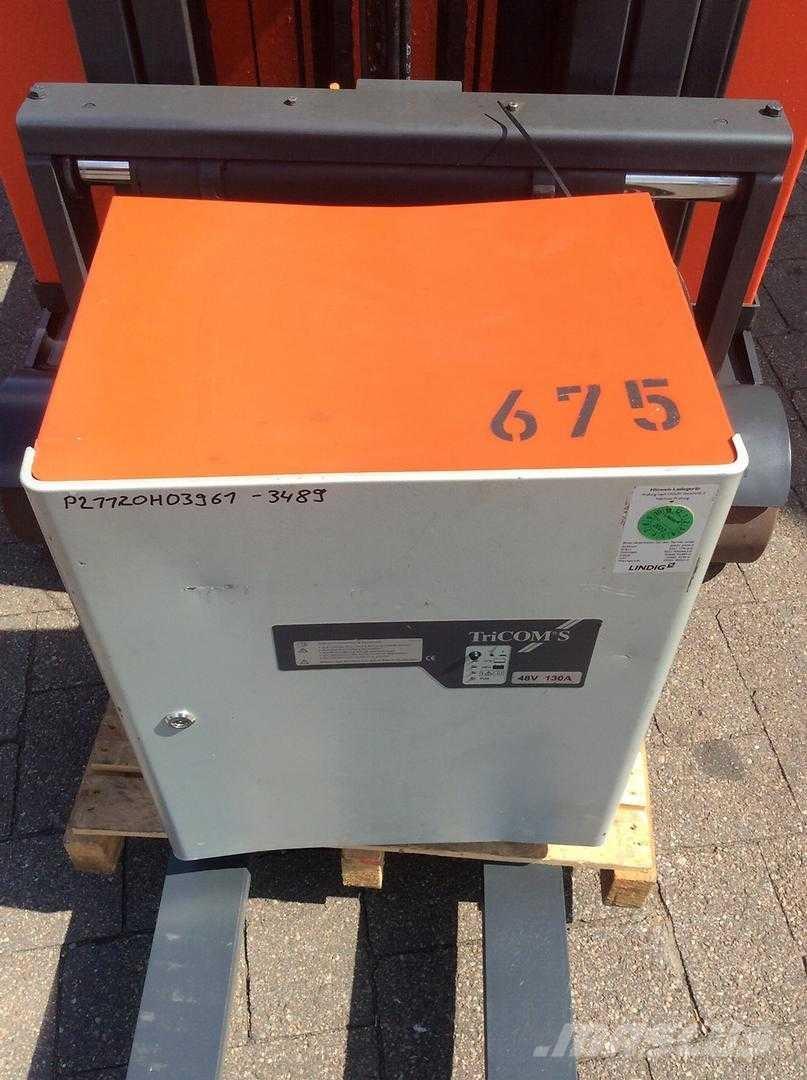 Linde R14 Viličarji s pomičnim teleskopom