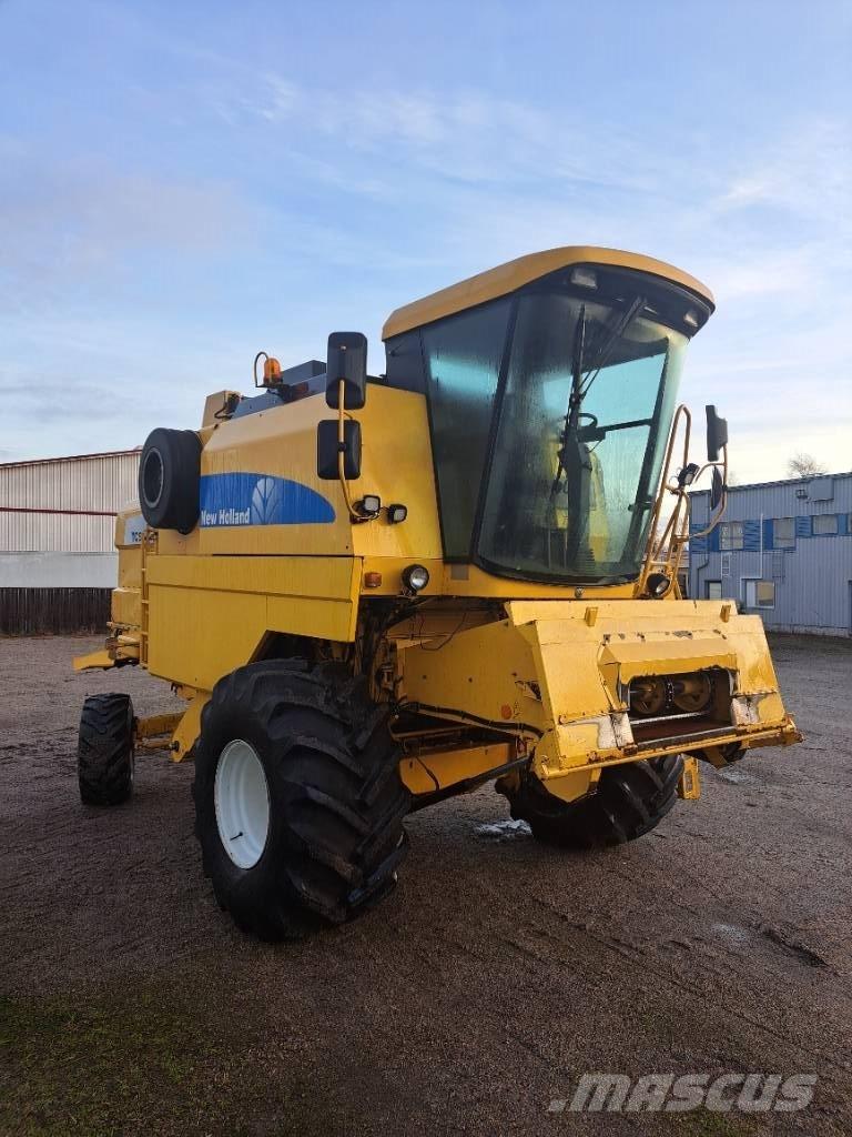 New Holland TC 54 Kombajni
