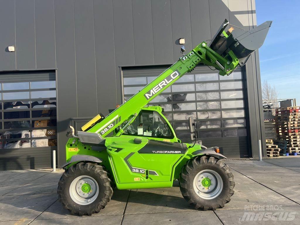 Merlo TF38.10 136 Teleskopski viličarji
