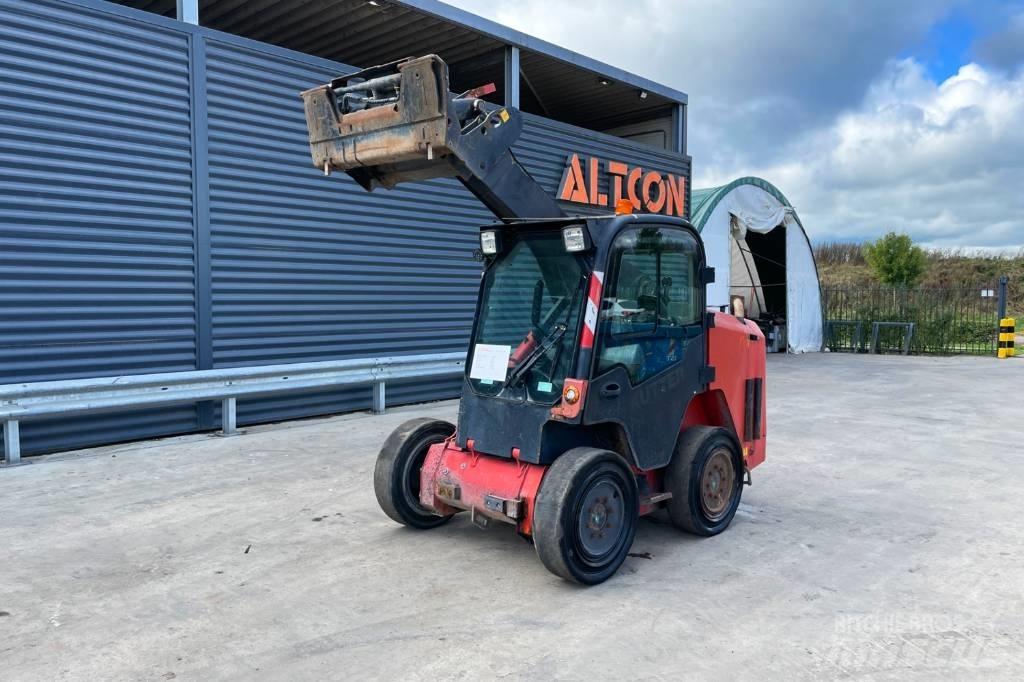 JCB R260 Skid steer mini nakladalci