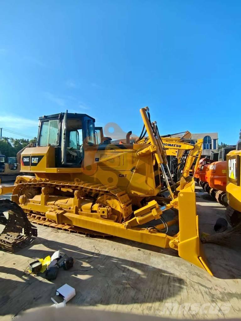 CAT D6G Buldožerji goseničarji