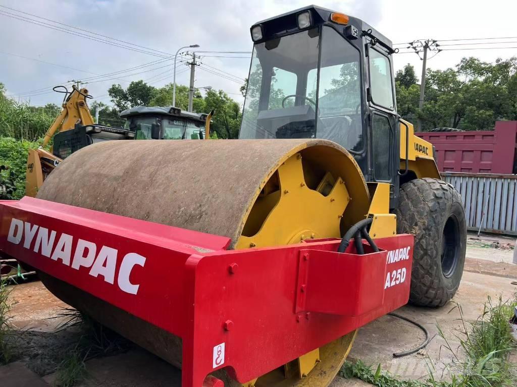 Dynapac CA25D Enojni valjarji