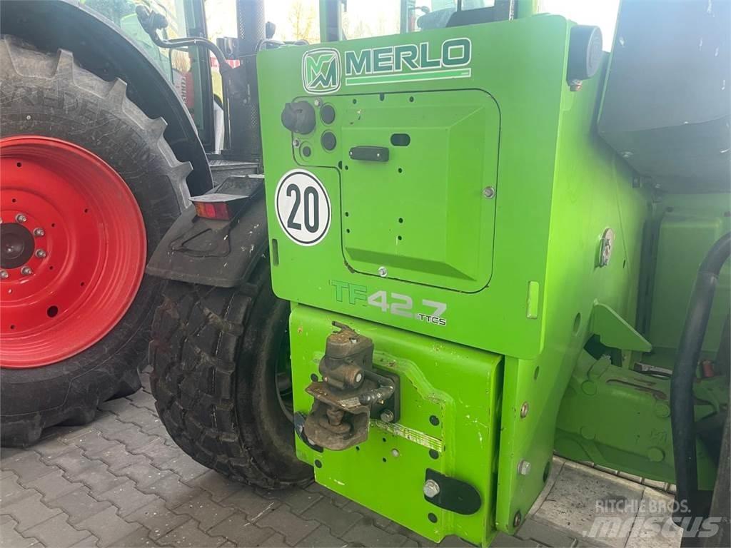Merlo TF 42.7 Kmetijski teleskopski nakladalci