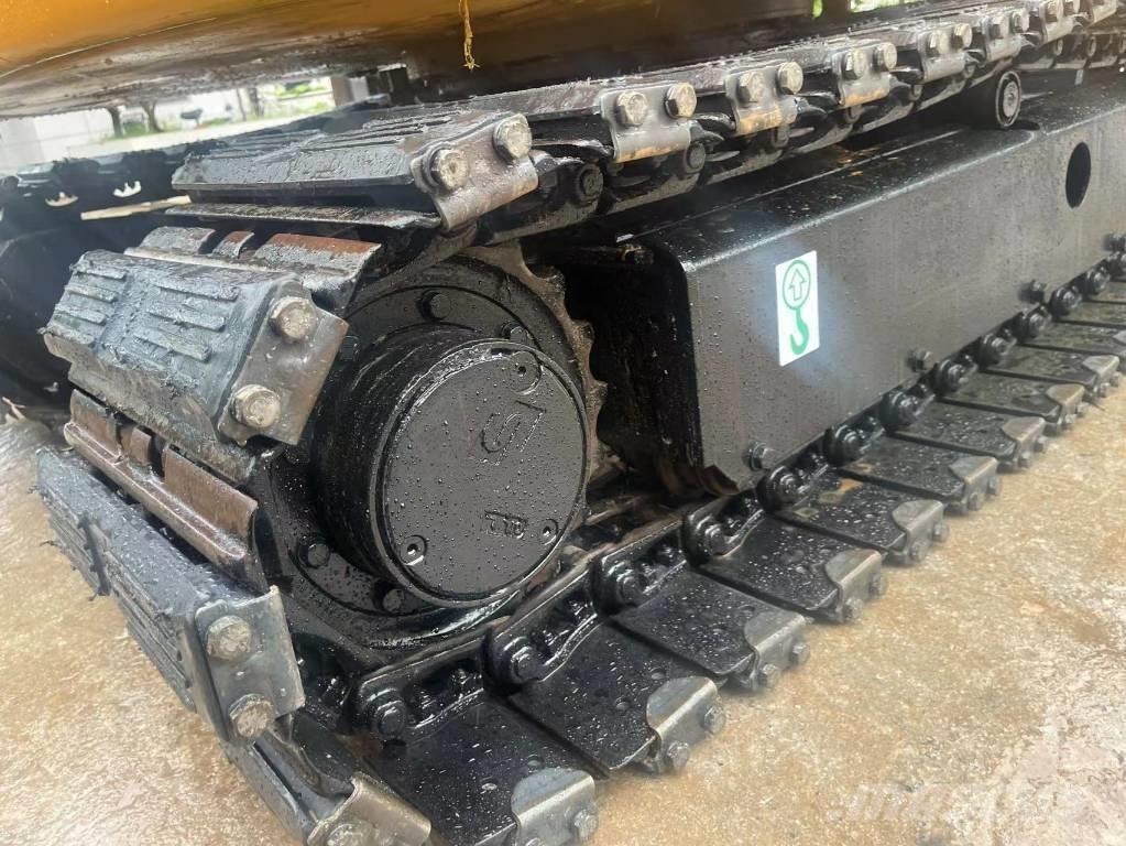 JCB 8050 Bagri goseničarji