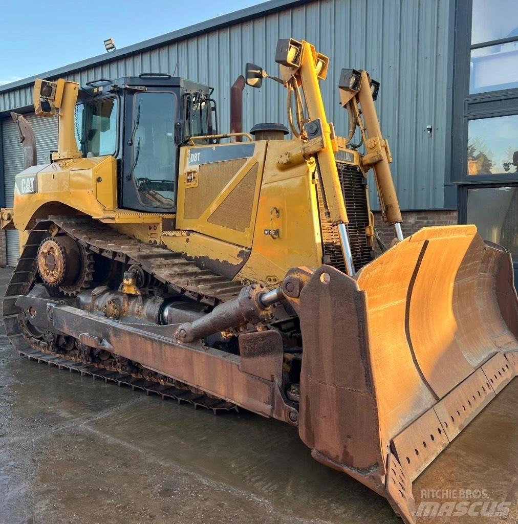 CAT D 8 T Buldožerji goseničarji