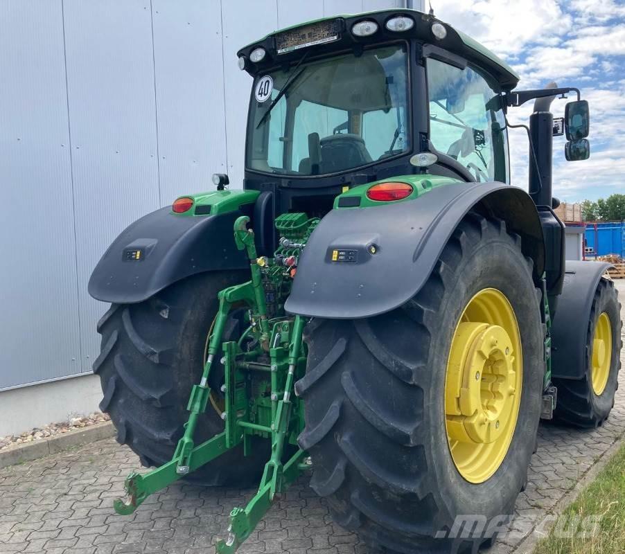 John Deere 6250R Traktorji