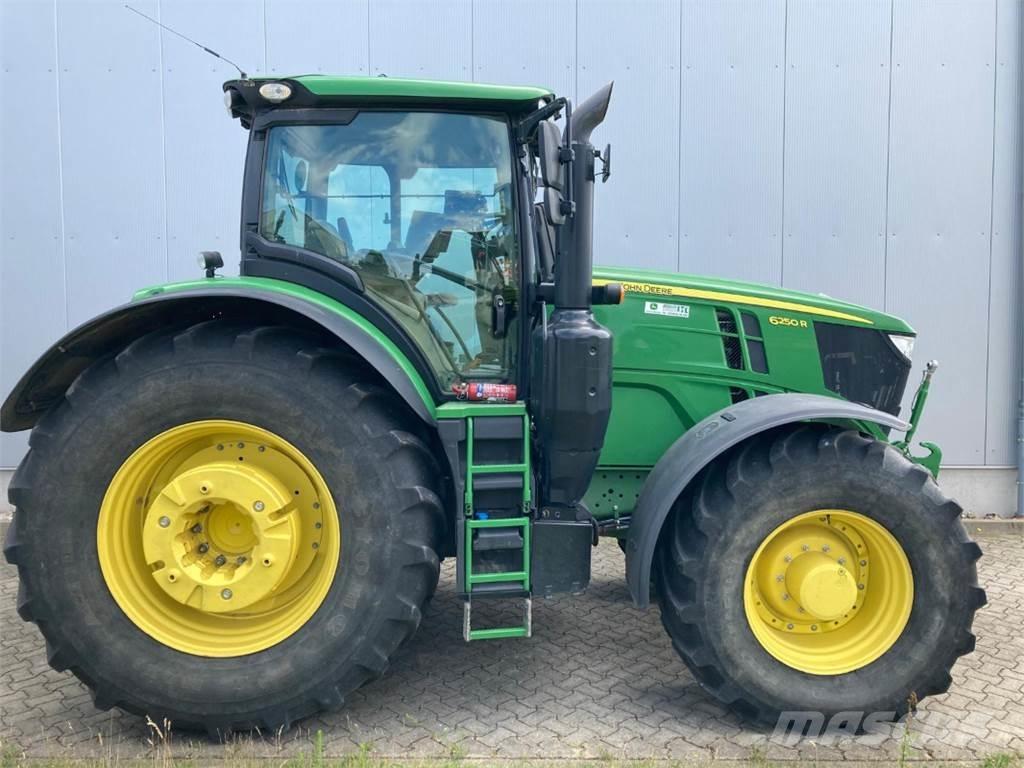 John Deere 6250R Traktorji