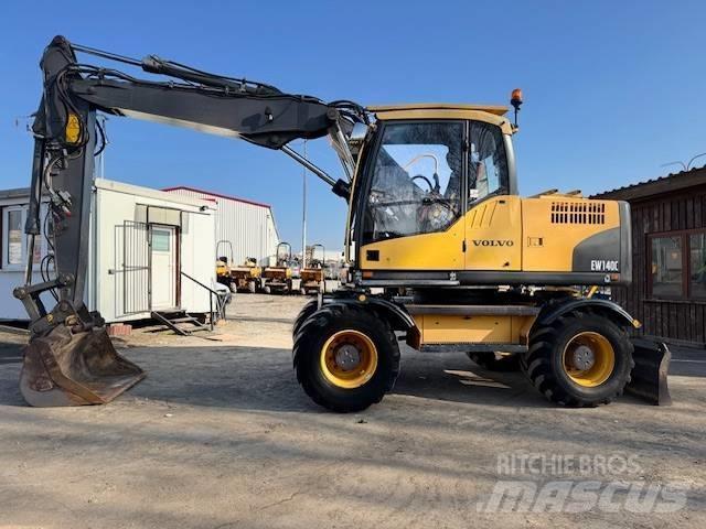 Volvo EW 140 C Bagri na kolesih