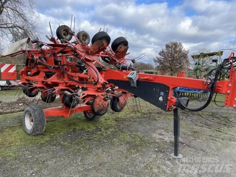 Kuhn GF 13002 Obračalniki in zgrabljalniki
