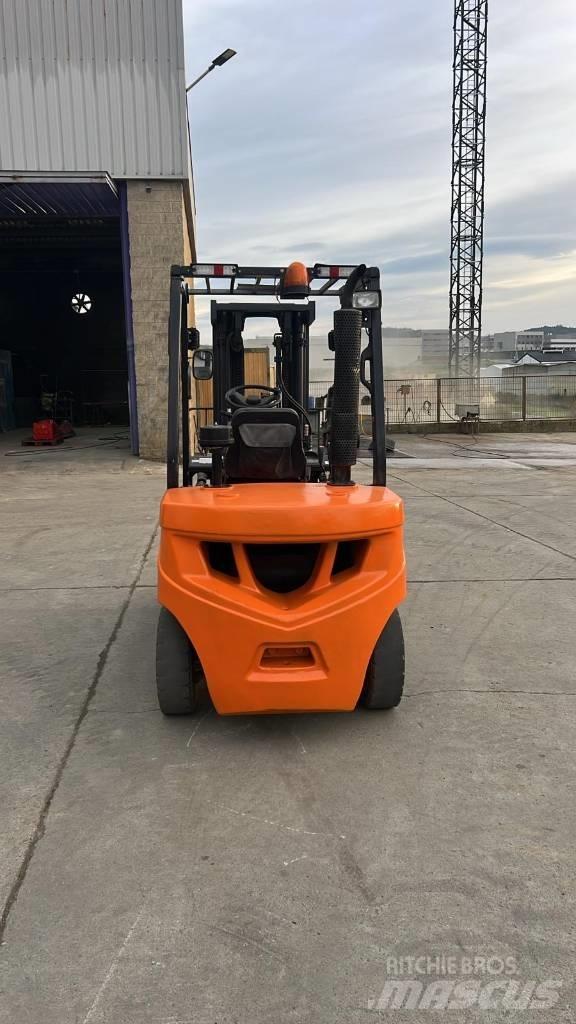 Doosan D 30 G Dizelski viličarji