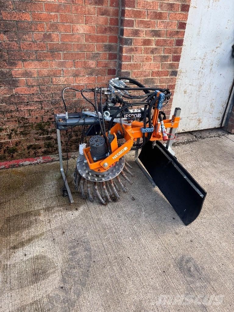 Hako 1600 1600 Vozila za prevoz delovne opreme