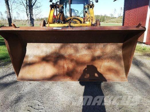 JCB 4X Kolesni nakladalci