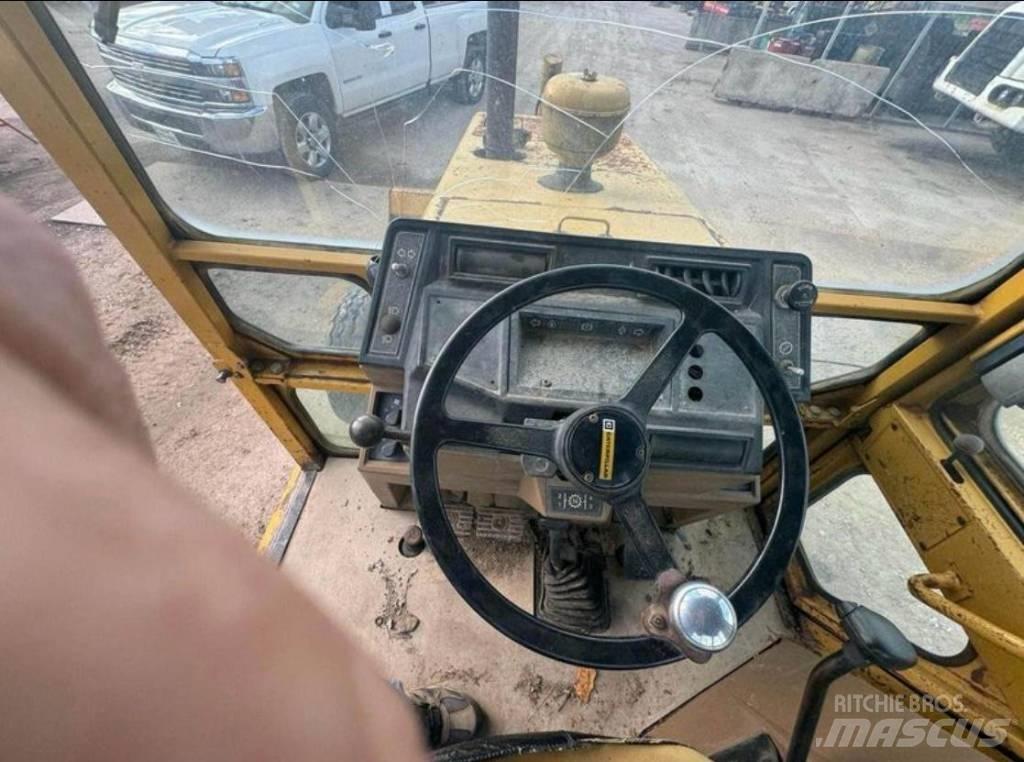 CAT 416 Rovokopači