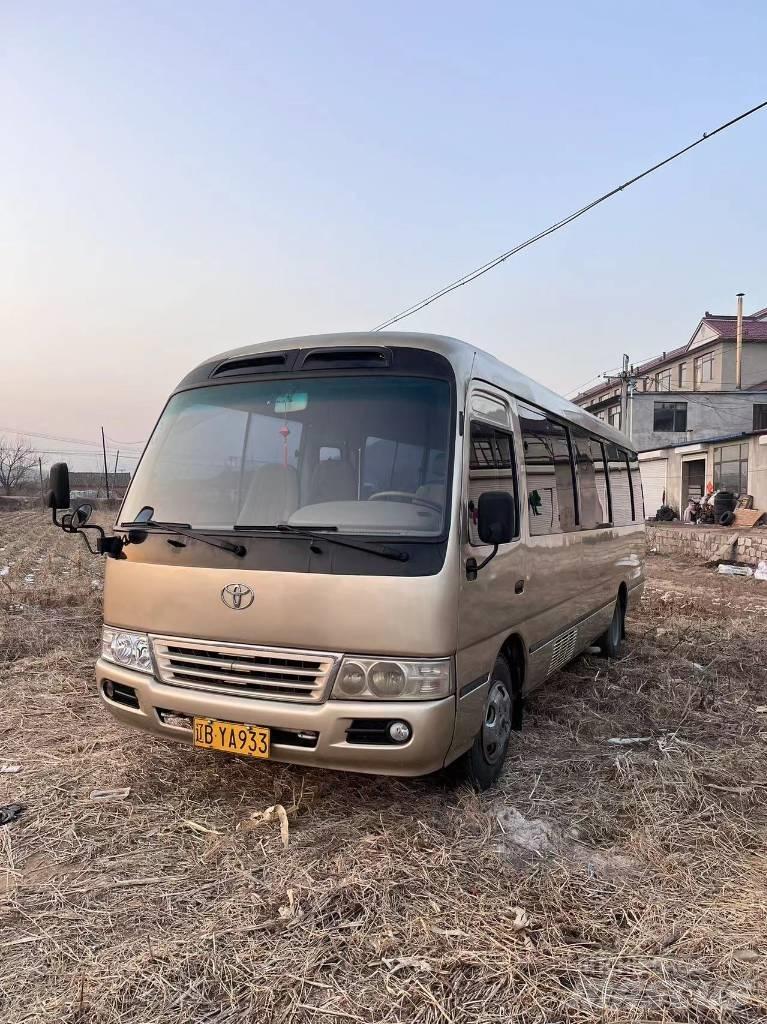 Toyota Coaster Bus Mini avtobusi
