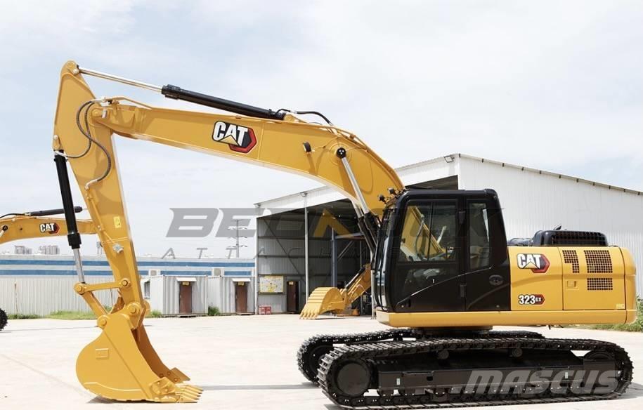 CAT 2023 CAT 323GX Bagri na kolesih