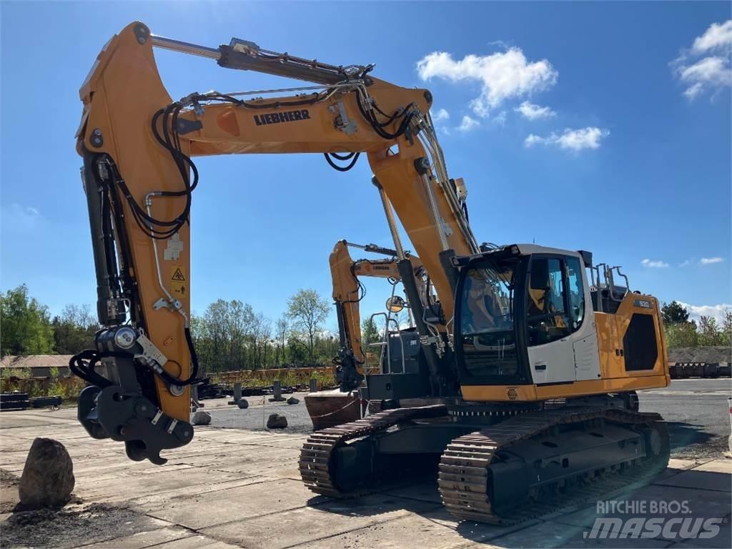 Liebherr R930 Bagri goseničarji