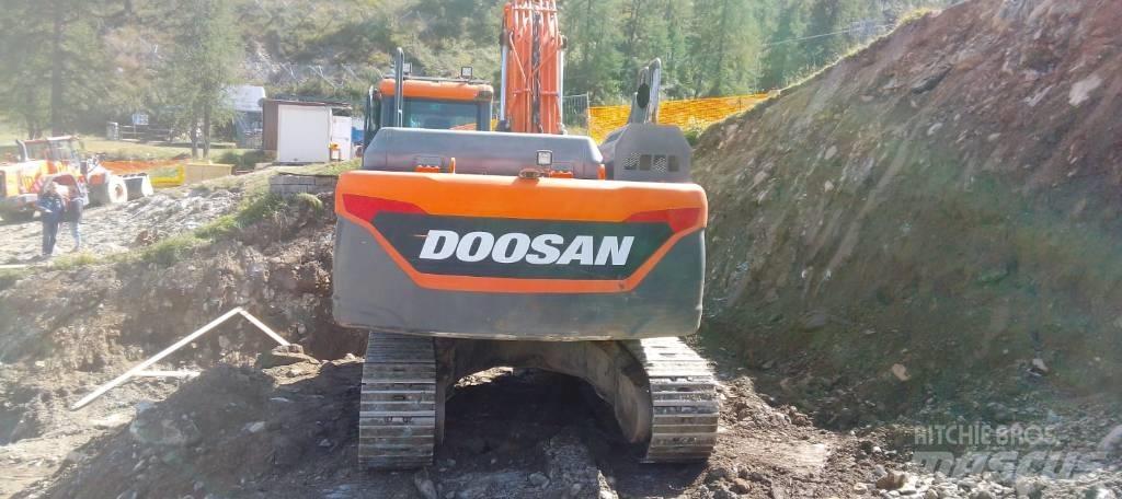 Doosan DX 235 Bagri goseničarji