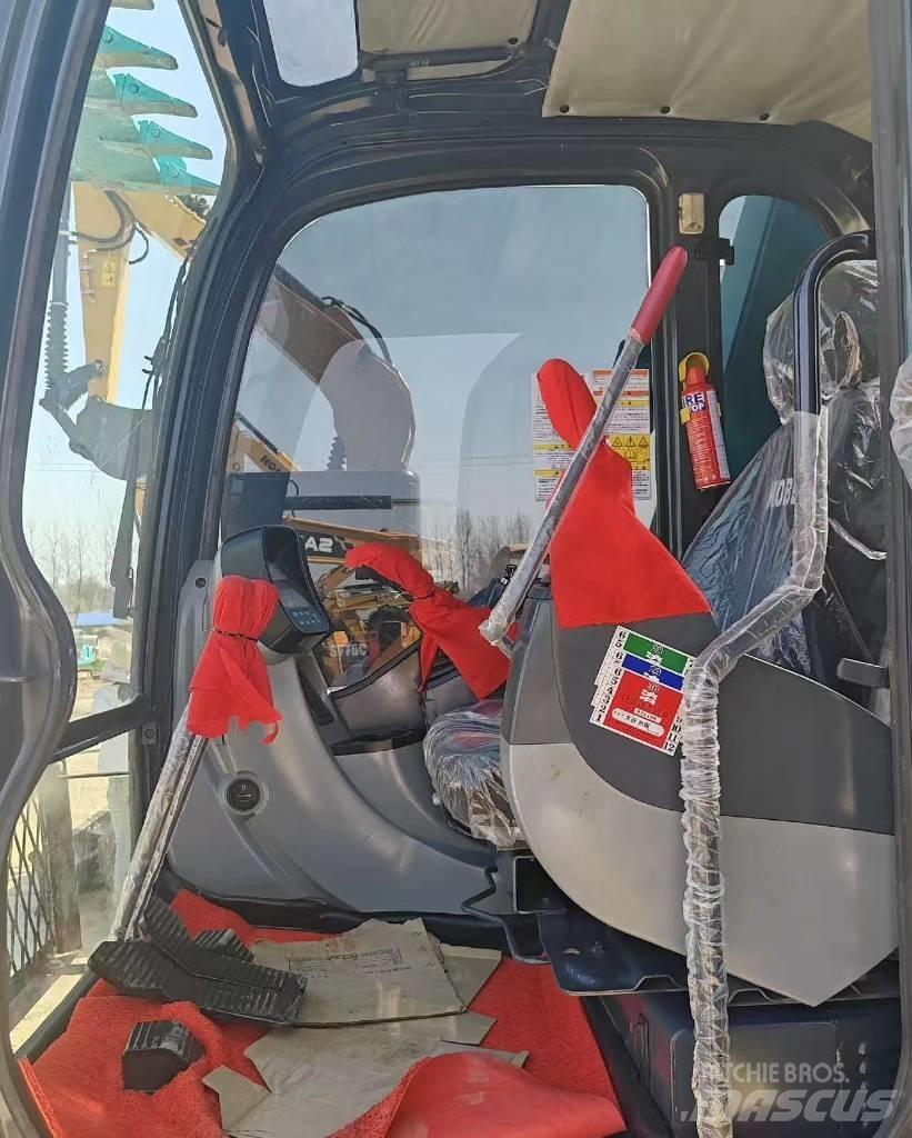 Kobelco SK 75 Bagri goseničarji