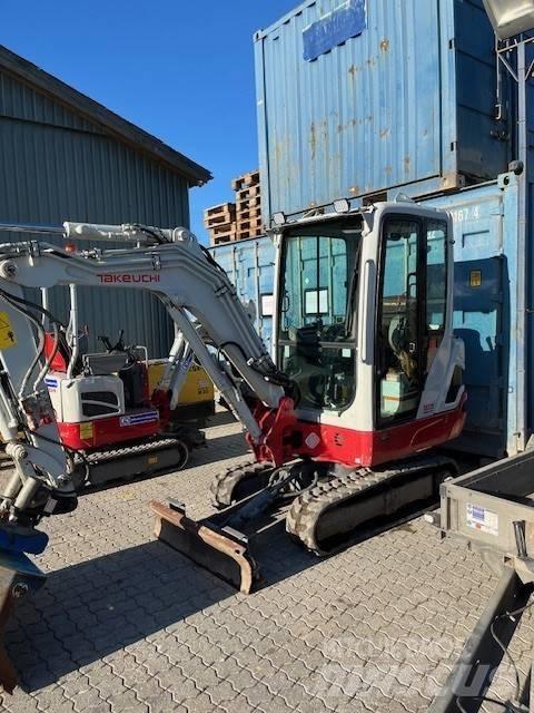 Takeuchi TB 225 Mini bagri <7t