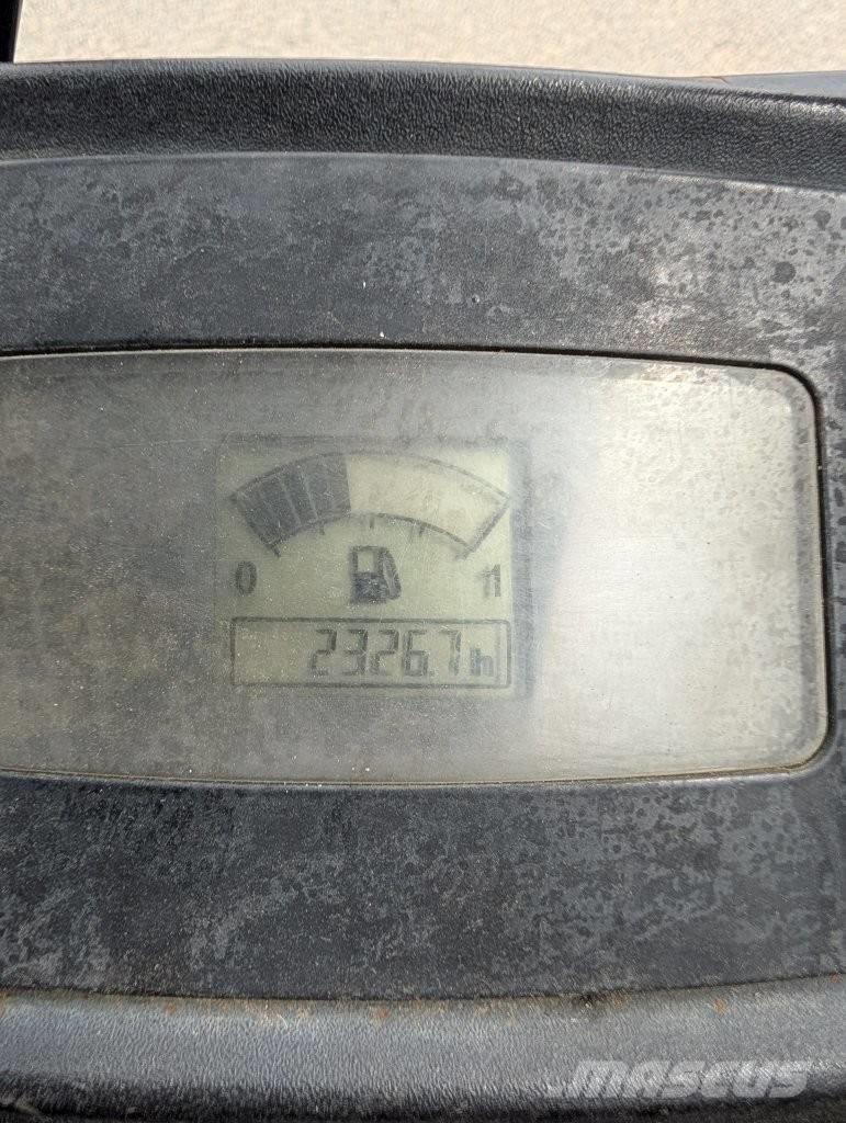 JCB 8014 Mini bagri <7t