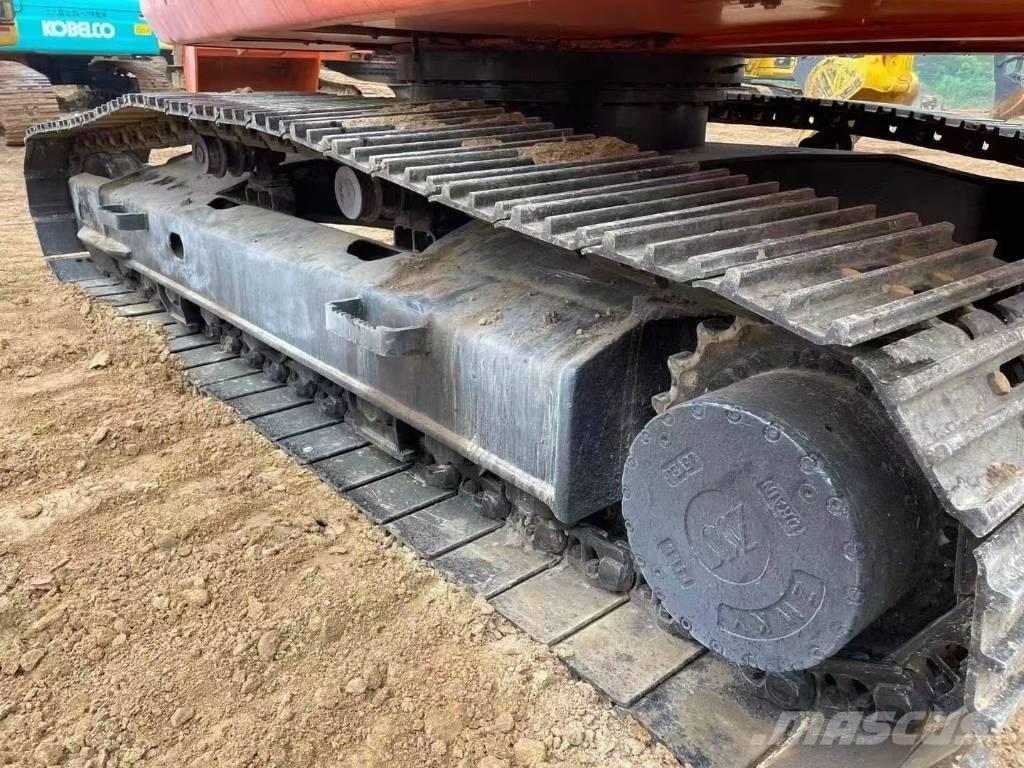 Doosan 225-7 Bagri goseničarji