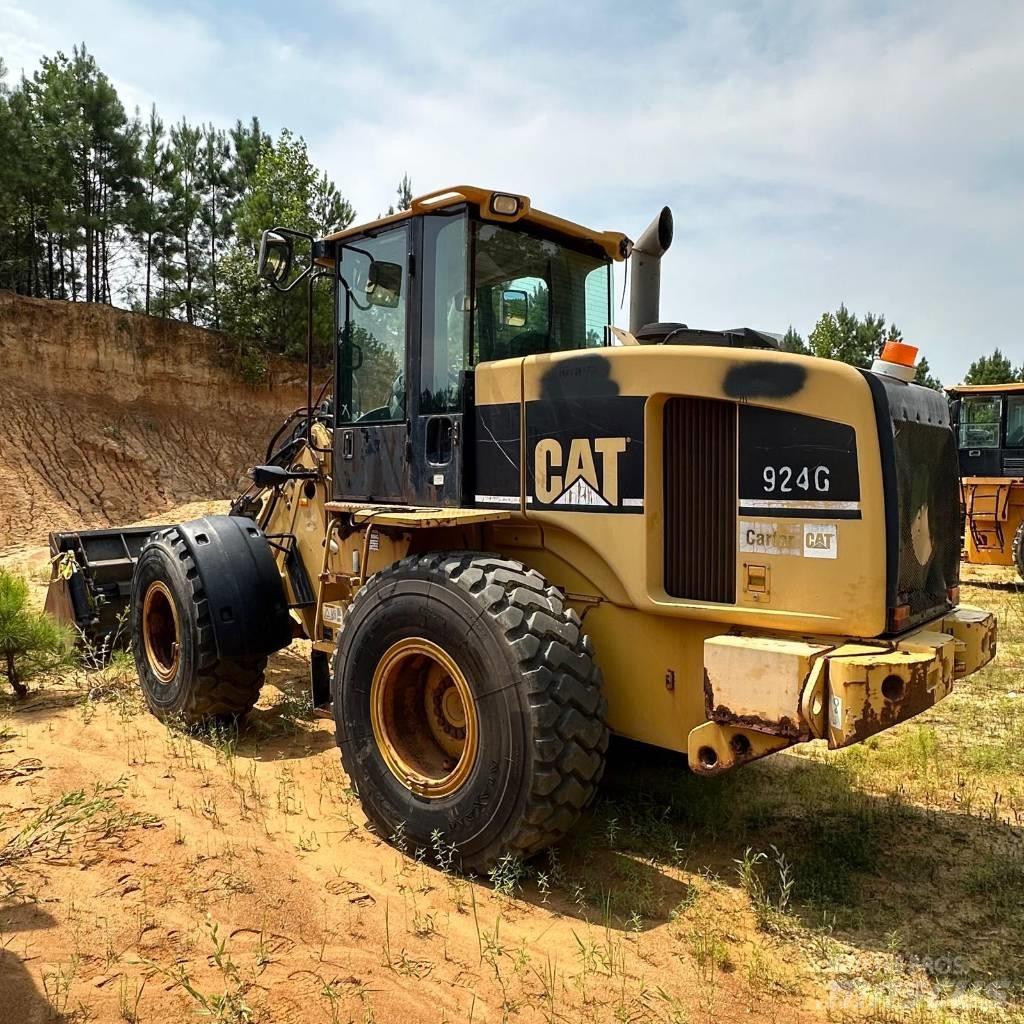 CAT 924 G HL Kolesni nakladalci