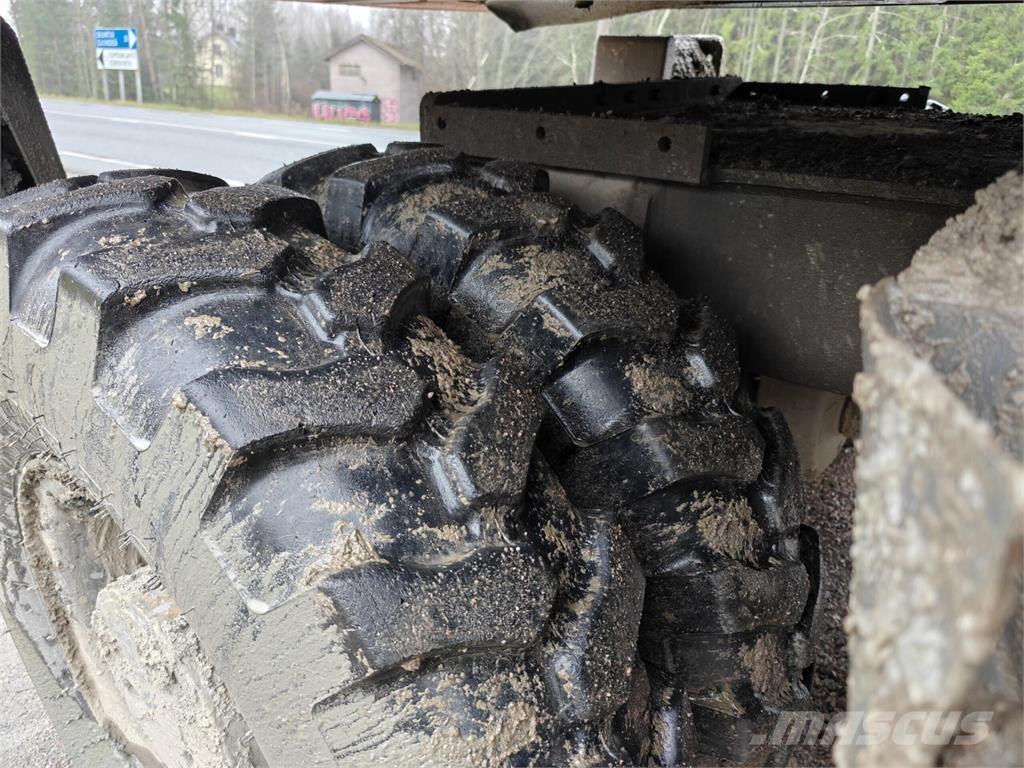 Doosan DX 210 W-7 Bagri na kolesih