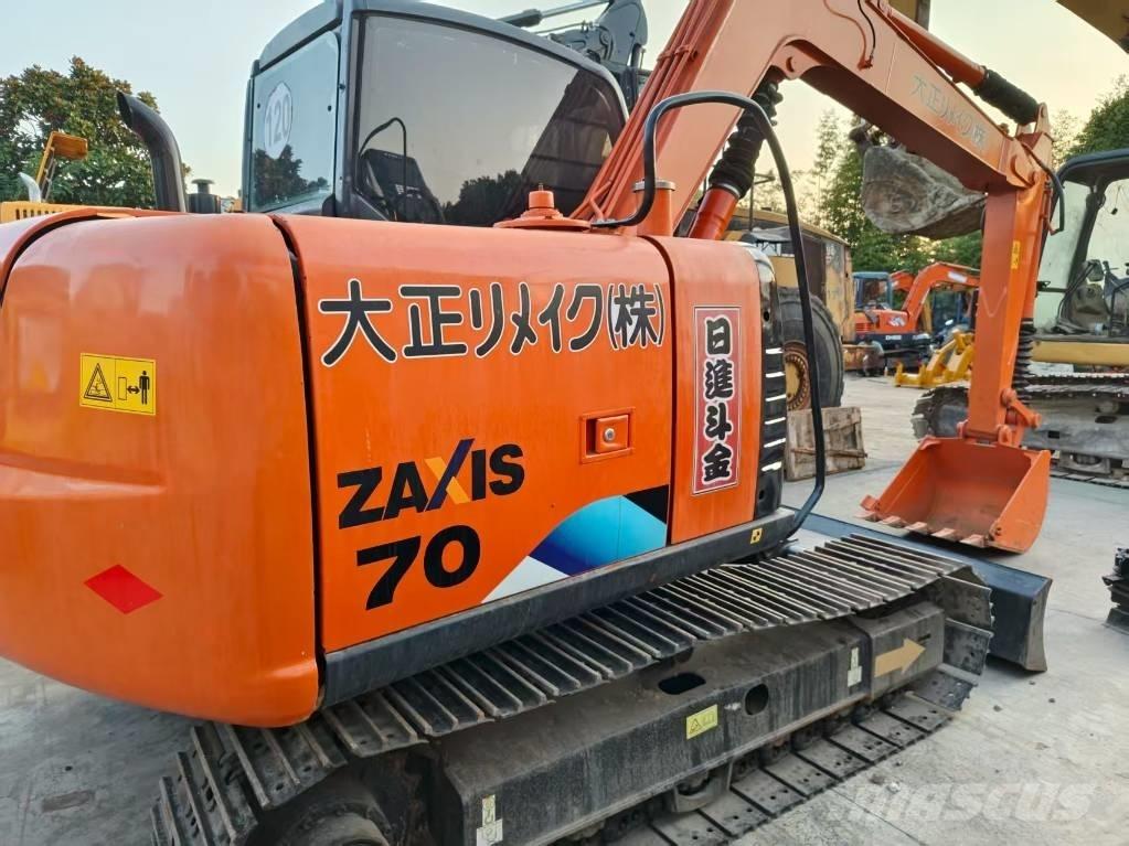 Hitachi ZX 70 Midi bagri 7t – 12t