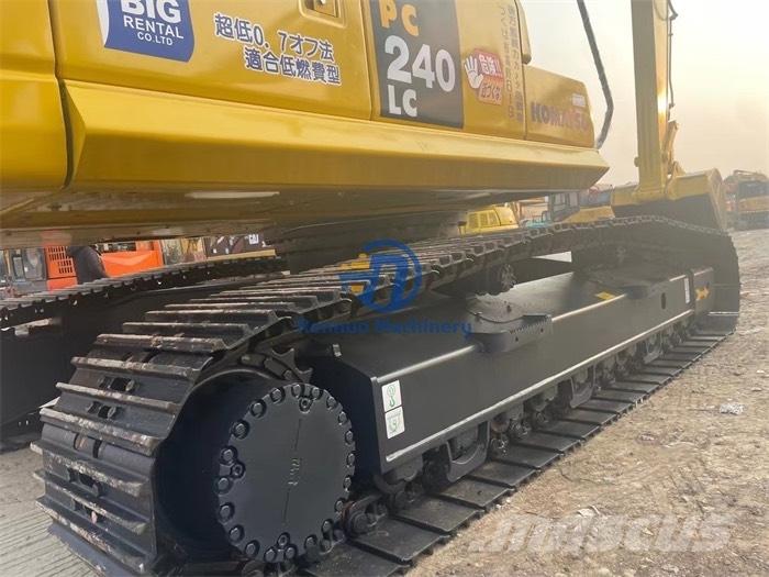 Komatsu PC 240 -8 Bagri goseničarji