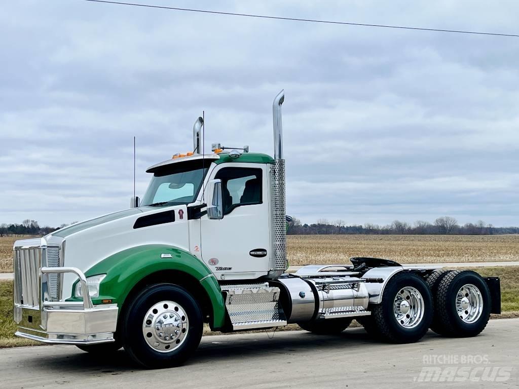 Kenworth T 880 Vlačilci