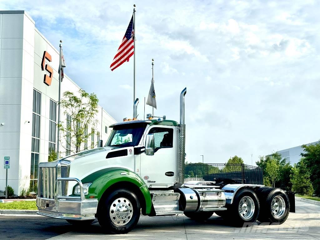 Kenworth T 880 Vlačilci