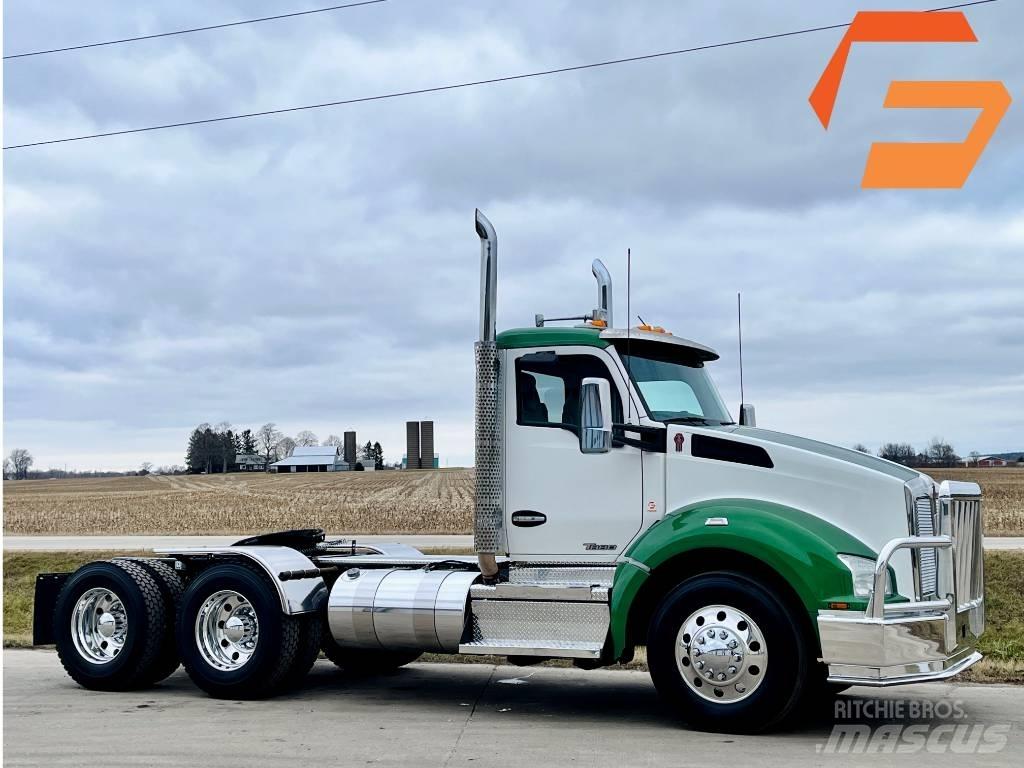 Kenworth T 880 Vlačilci