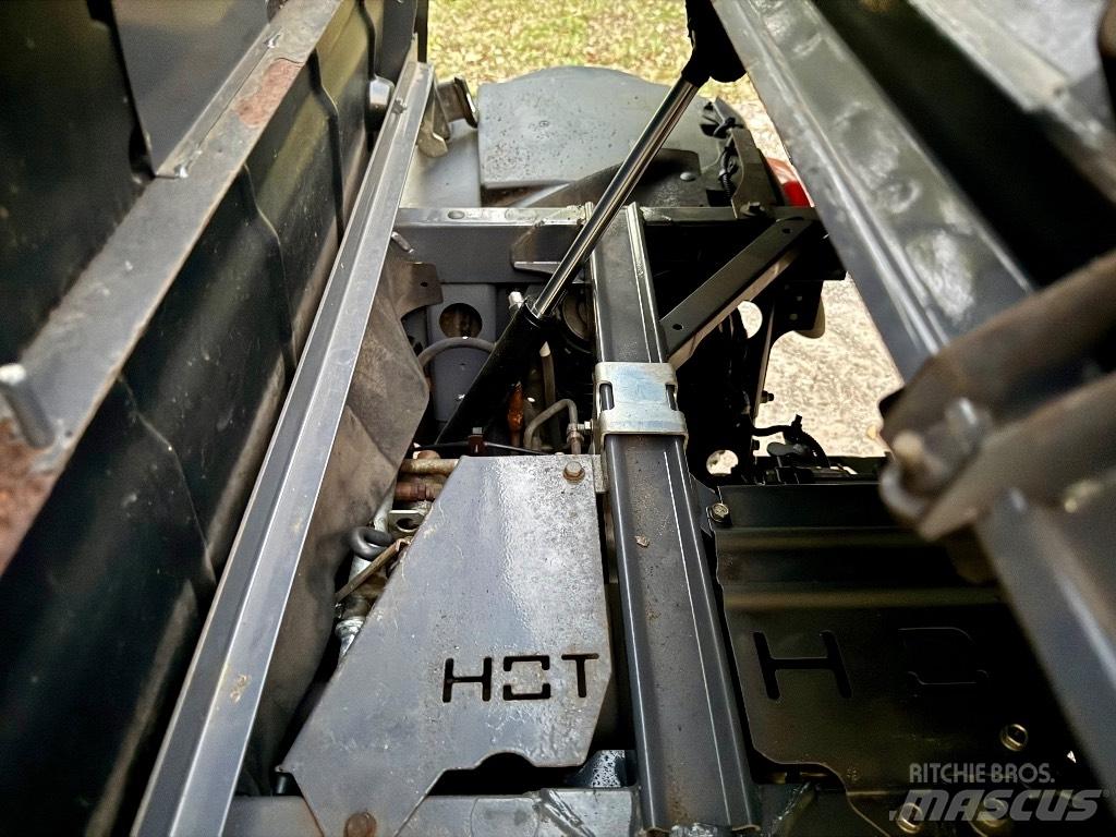 Kubota RTV-X 1140 Pomožni stroji