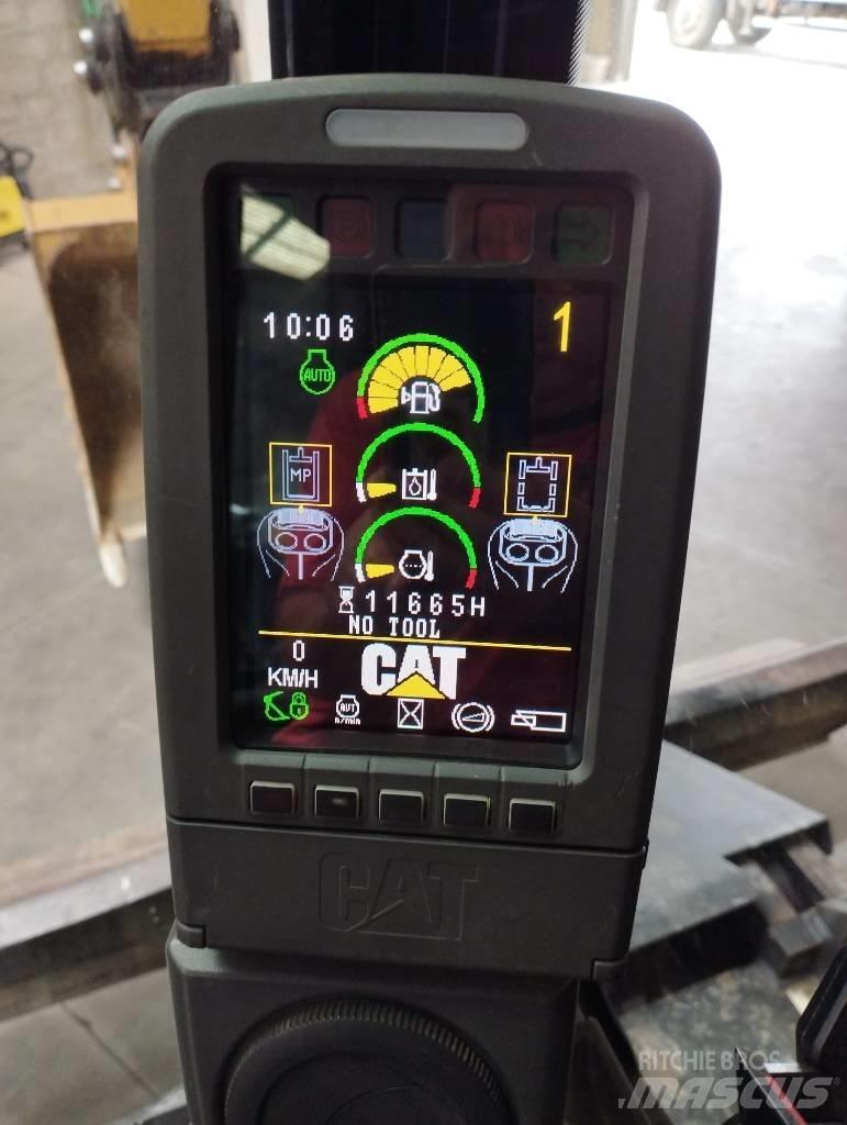 CAT M 316 D Bagri na kolesih