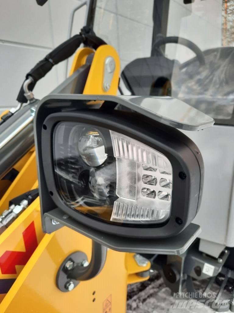 Wacker Neuson WL 28 Kolesni nakladalci