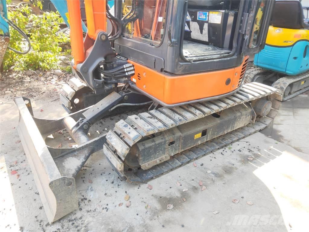 Hitachi ZX 30 U Mini bagri <7t