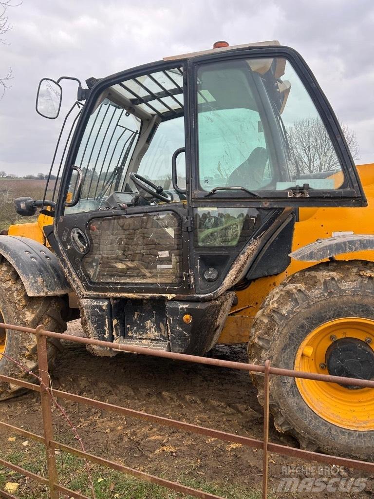 JCB 535-95 Bagri goseničarji