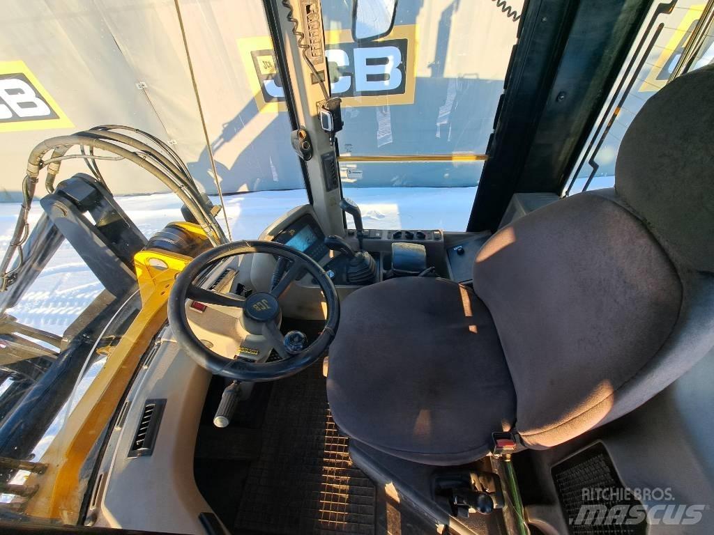 JCB 426 HT Kolesni nakladalci