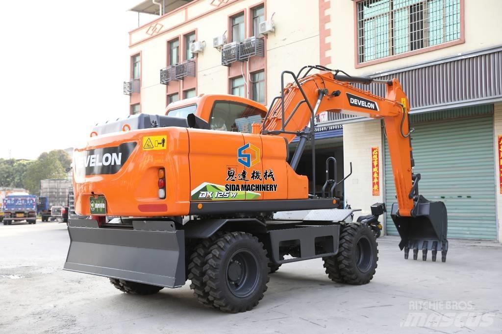 Develon DX125W Bagri na kolesih