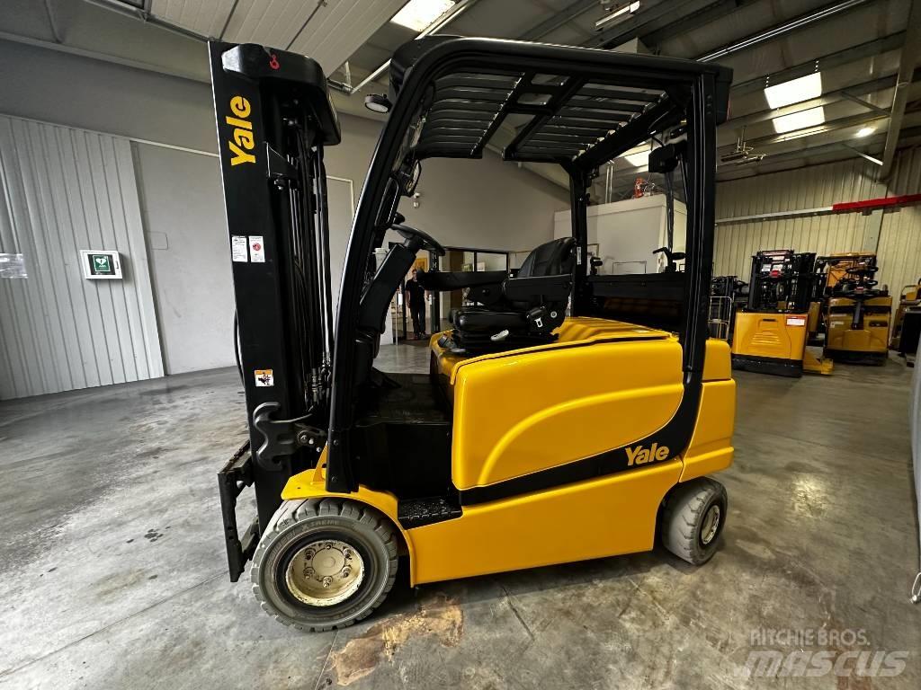 Yale ERP30VL Električni viličarji