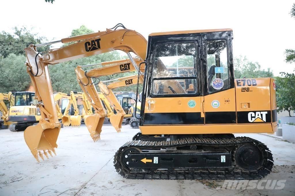 CAT E 70 B Mini bagri <7t