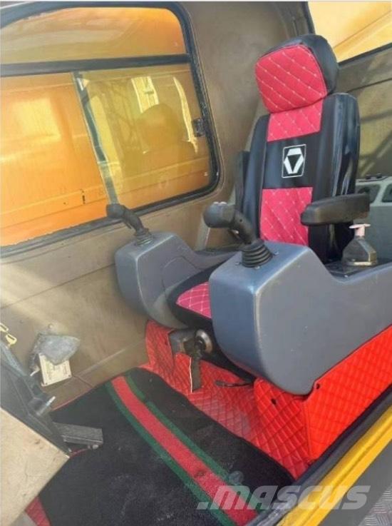 XCMG QY 130 K6 C Rabljeni žerjavi za vsak teren
